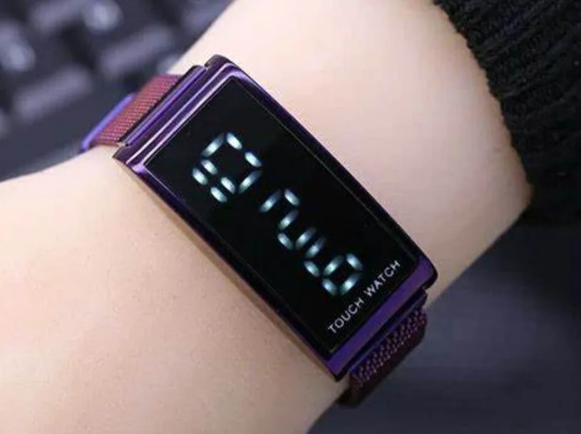 Cara Mengatur Jam Tangan LED