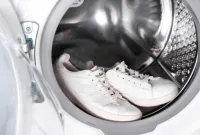 Bolehkah Mengeringkan Sepatu di Mesin Cuci